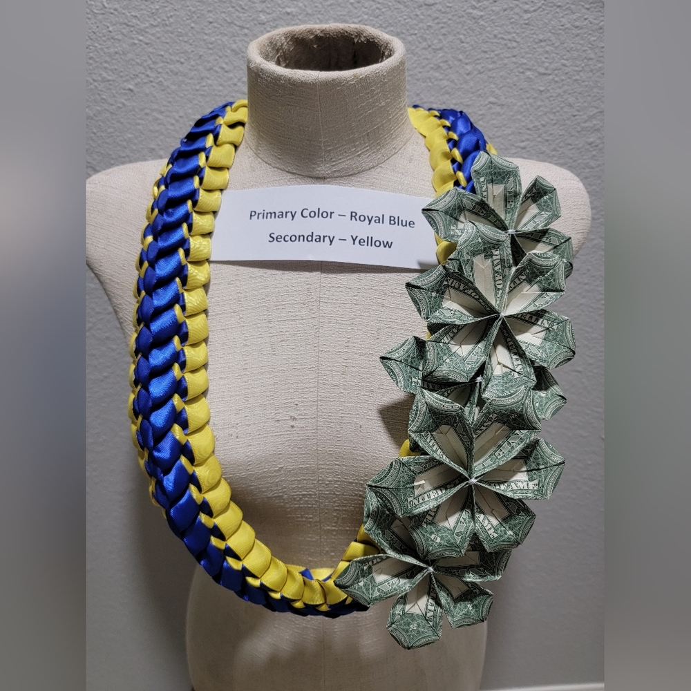 Graduation Money Lei - Picture 5 of 7